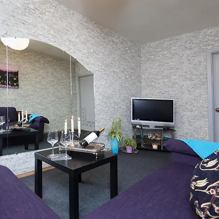Apartament On Gorodskoy Val 9 *